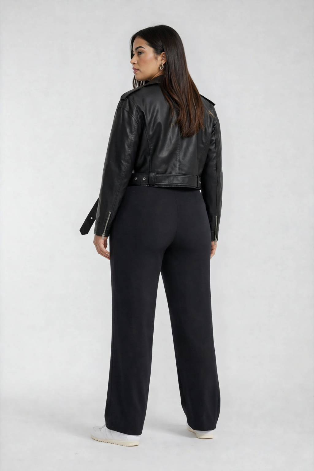 Luxeflow Elevated Wide-Leg Pant — Black