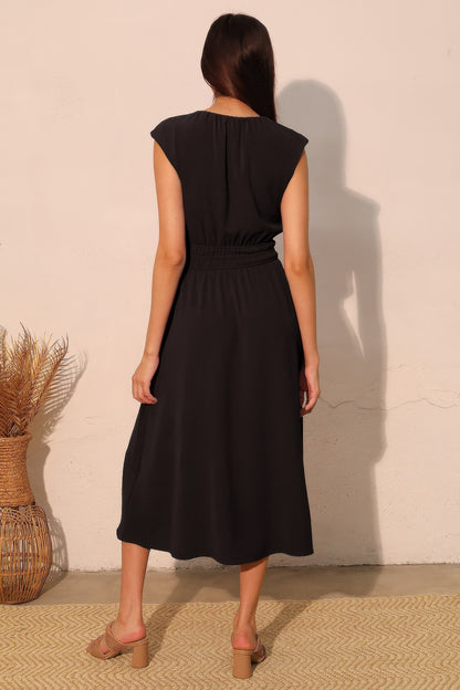 Matte Crepe Ruched Elastic Midi Dress