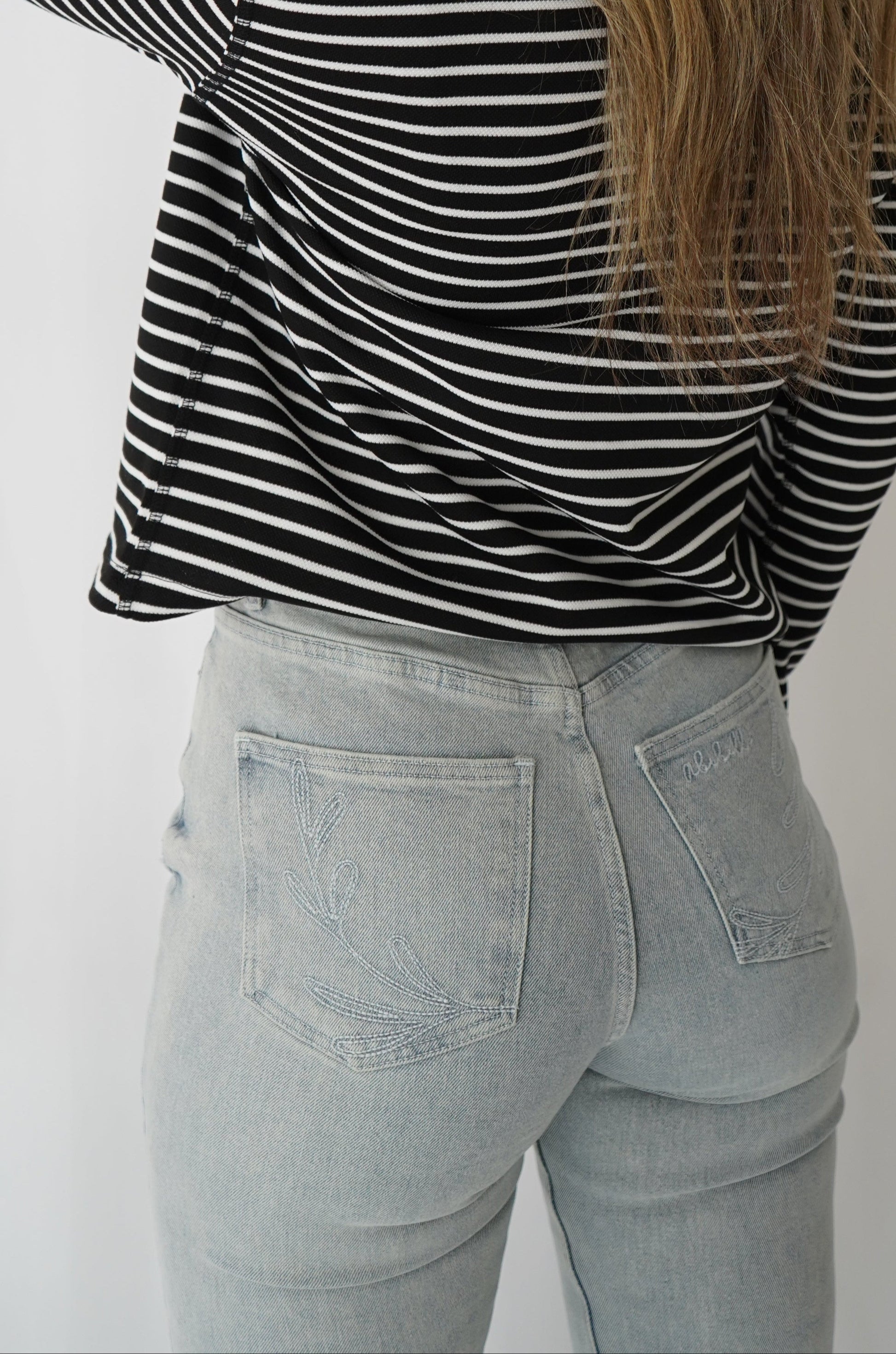 The Light-Wash Relaxed Jean
