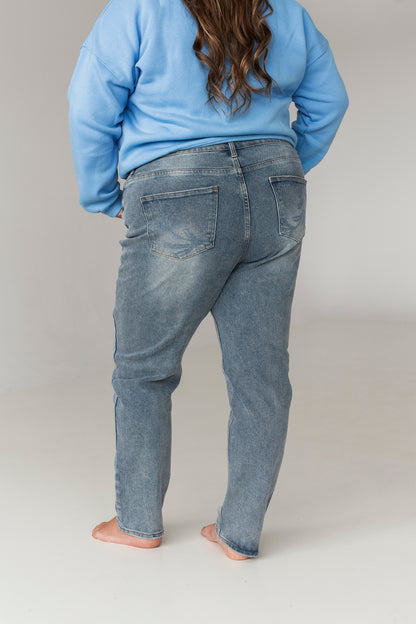 The Dark-Wash Relaxed Jean