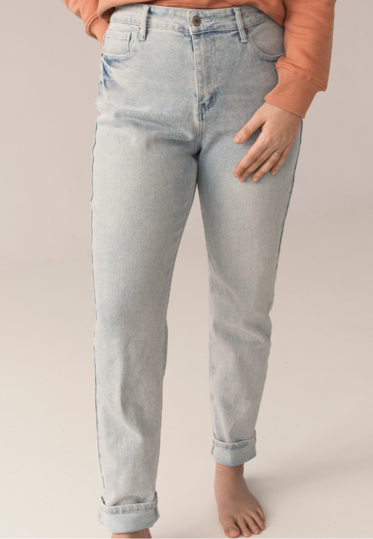 The Light-Wash Relaxed Jean