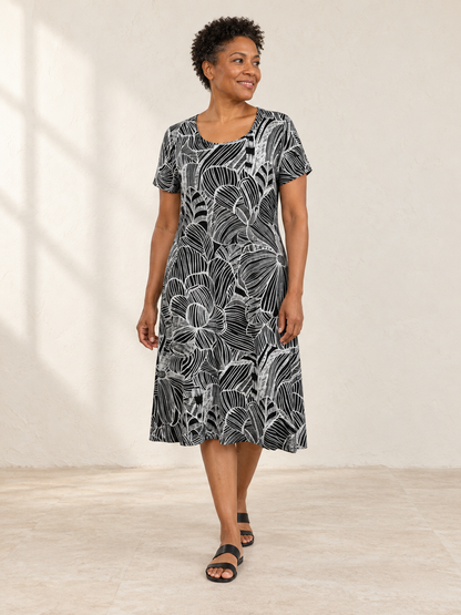 Robe noire et blanche Julia Divina