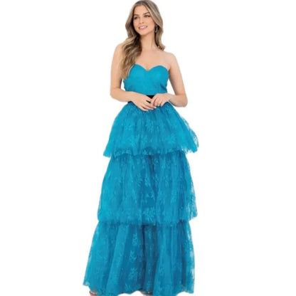 Robe dentelle ceinture noire